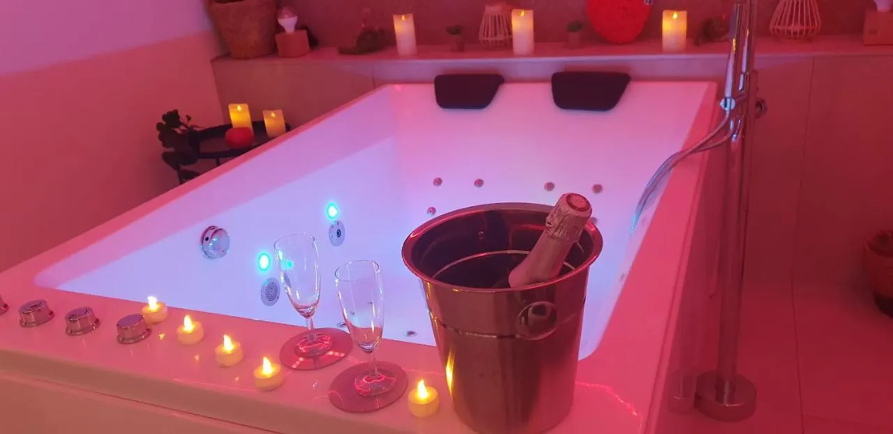 Gites Mas Des Rochers - Romance Tropicale Avec Spa ル・ボーセ